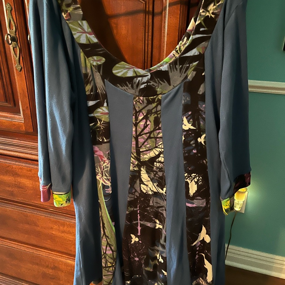 Animated Closet NYC 97% cotton 3% Lycra dress